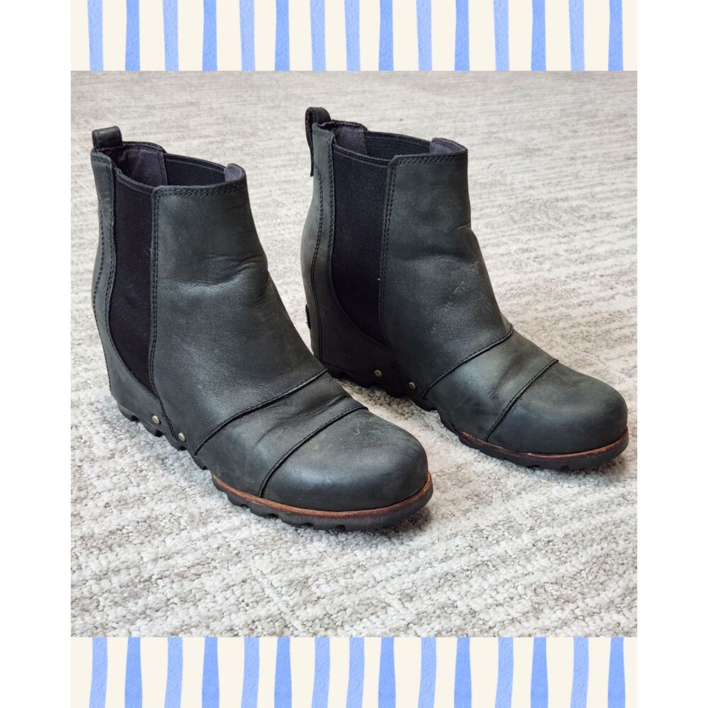 Sorel women Joan of Artic Lea wedge Chelsea boot black leather sz 8.5 NL2704-010